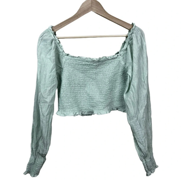 Aerie • Green Smocked Crop Top - Picture 4 of 8